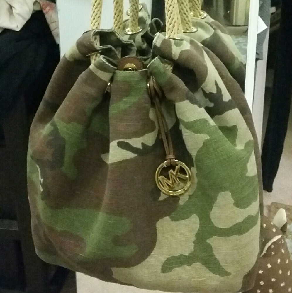 Michael Kors purse